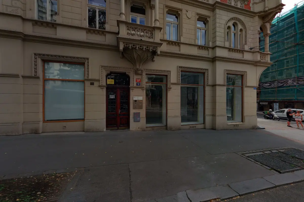 Goodie Store & Café